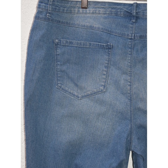 Gloria Vanderbilt Jeans Capri 18W All Around Slimming Effect Embroidered Stretch - Picture 8 of 16